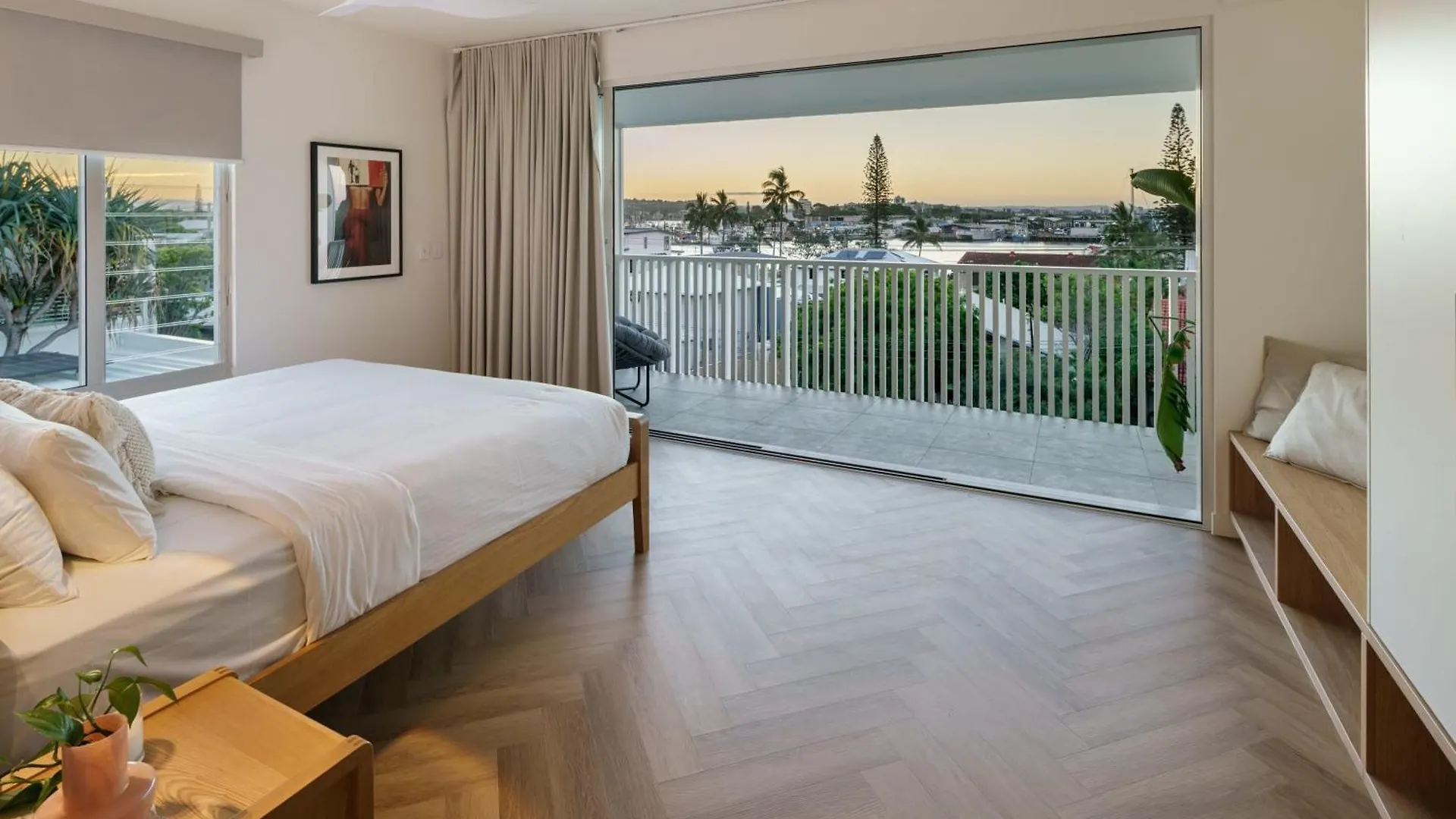 Villa Parkana - Beachside Buddina