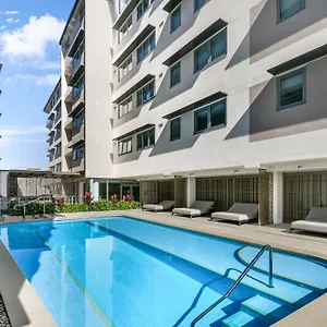 Hotel Lowanna Kawana, Buddina